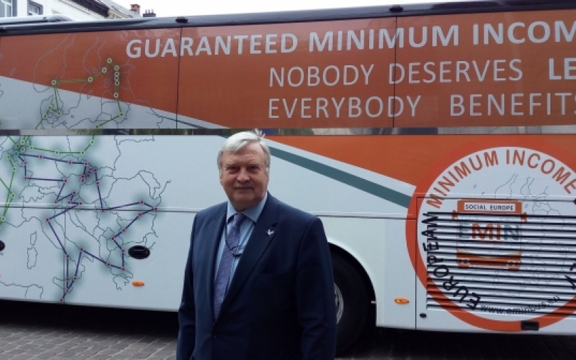 Į kelionę per Europą buvo išlydėtas Minimalių pajamų autobusas