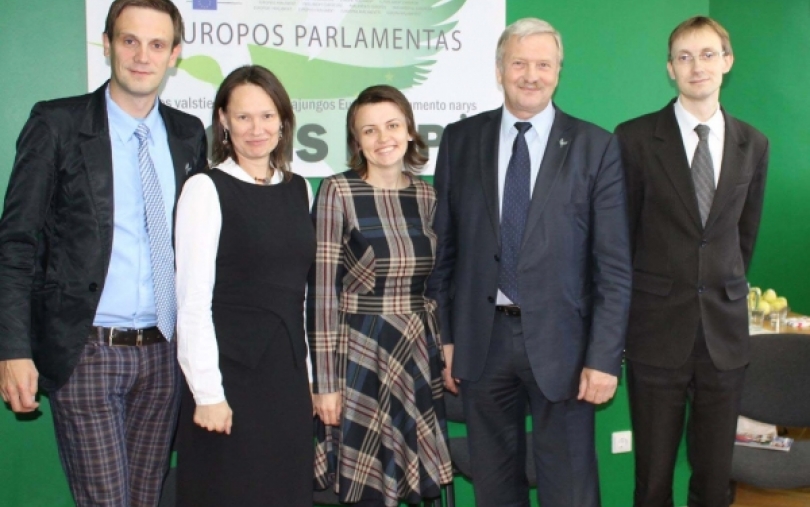 Europarlamentaras Lietuvoje steigia biurų tinklą
