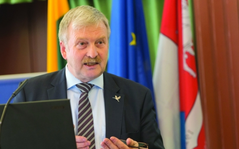 Pieno krizės sprendimo priemonių paketo rengimui Europos Parlamente vadovauja B. Ropė